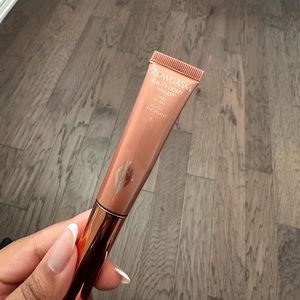 Charlotte Tilbury Beauty Highlighter Wand